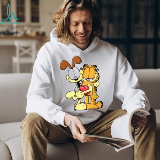 Odie Hugging Garfield T Shirt