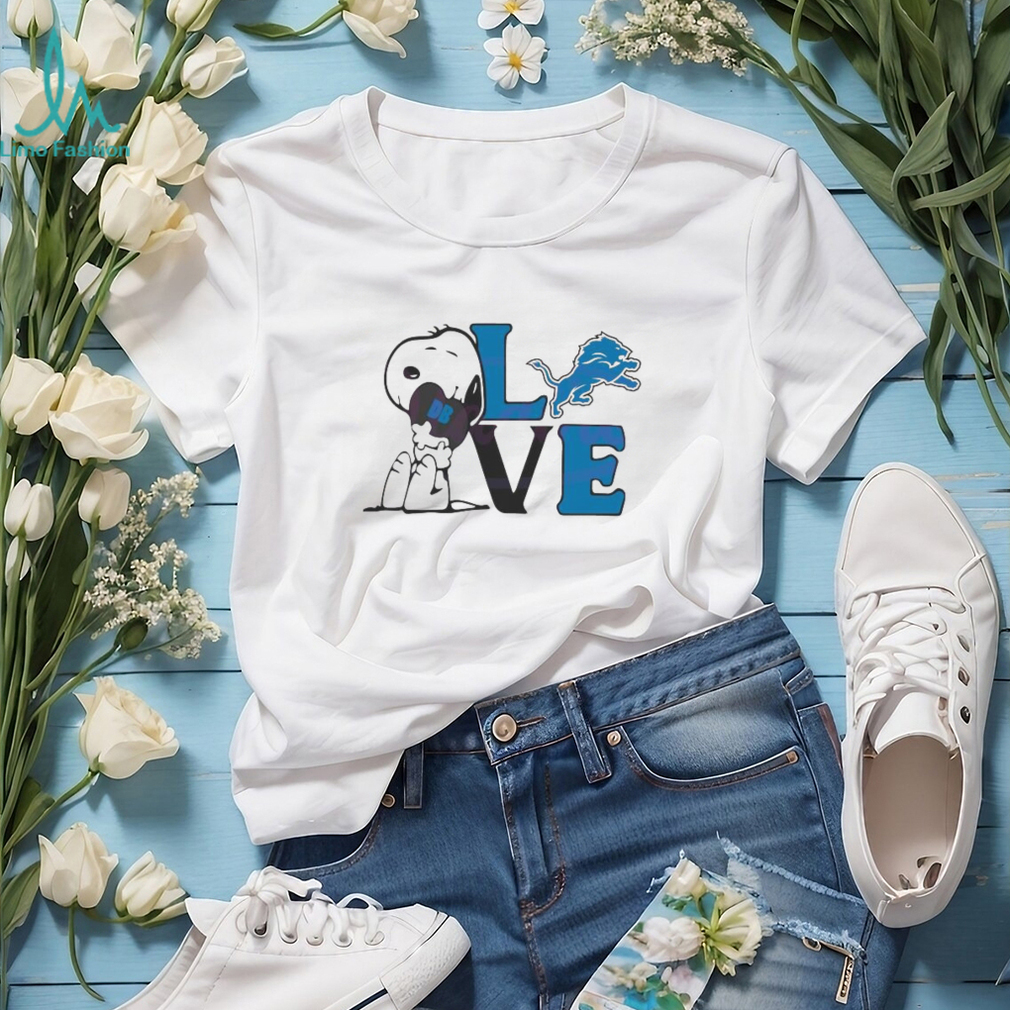 Official Cute Snoopy Love Detroit Lions 2024 T shirt Official Cute Snoopy Love Detroit Lions 2024 T shirt
