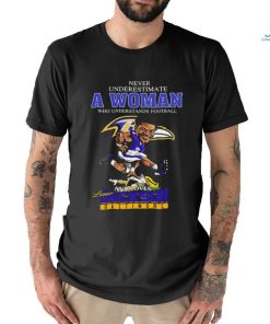 Official never Underestimate A Woman Who Understands Football And Loves Lamar Jackson Baltimore Ravens Signatures Shirt