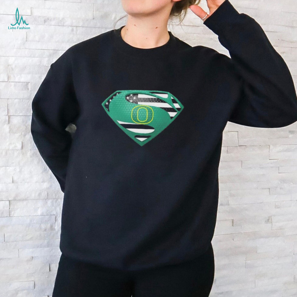 Oregon Ducks Superman logo shirt Oregon Ducks Superman logo shirt