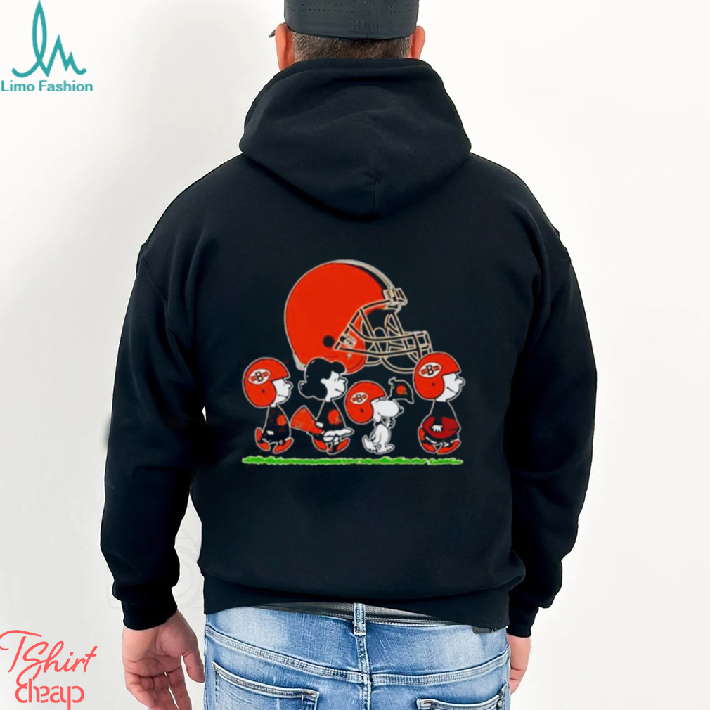 Peanuts Snoopy Team player with the Cleveland Browns football NFL shirt Peanuts Snoopy Team player with the Cleveland Browns football NFL shirt