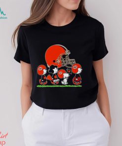 Peanuts Snoopy Team player with the Cleveland Browns football NFL shirt