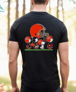Peanuts Snoopy Team player with the Cleveland Browns football NFL shirt