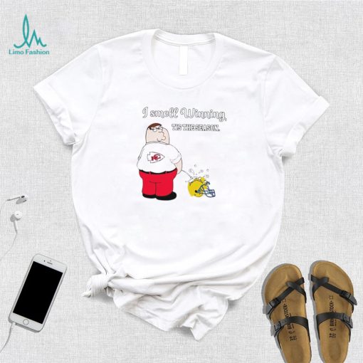 Peter Griffin Kansas City Chiefs peeing on Los Angeles Chargers helmet I smell winning tis the season shirt