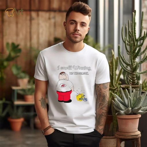 Peter Griffin Kansas City Chiefs peeing on Los Angeles Chargers helmet I smell winning tis the season shirt