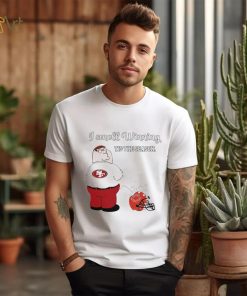 Peter Griffin San Francisco 49ers peeing on Chicago Bears helmet I smell winning tis the season shirt