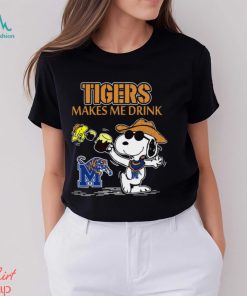Snoopy Memphis Tigers Make Me Drinks Shirt