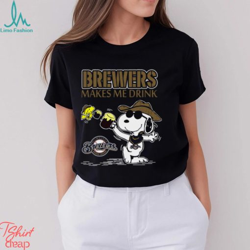 Snoopy Milwaukee Brewers Makes Me Drinks Shirt