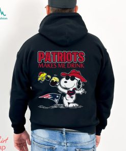 Snoopy New England Patriots Make Me Drinks Shirt