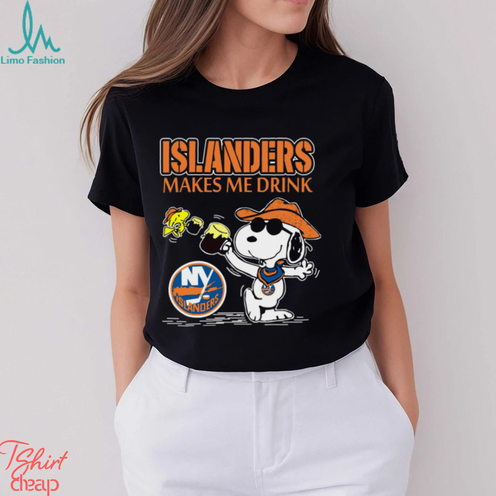 Snoopy New York Islanders Make Me Drinks Shirt Snoopy New York Islanders Make Me Drinks Shirt