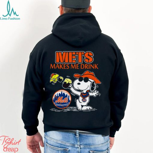 Snoopy New York Mets Makes Me Drinks Shirt