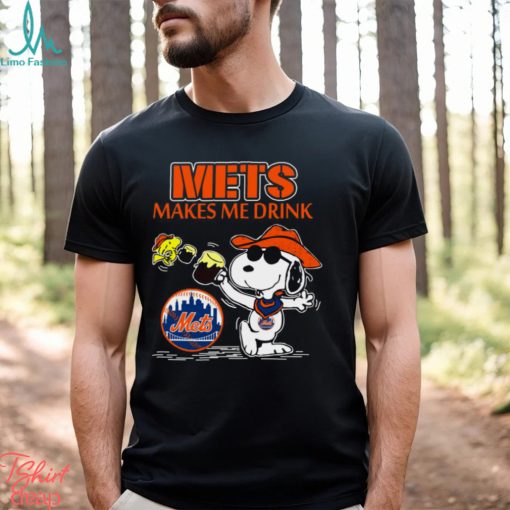 Snoopy New York Mets Makes Me Drinks Shirt
