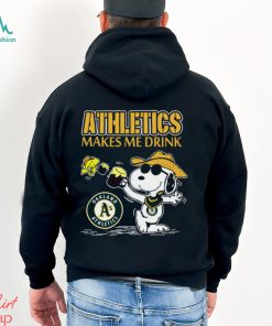 Snoopy Oakland Athletics Makes Me Drinks Shirt