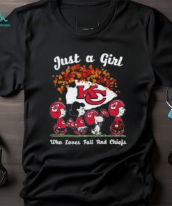 Snoopy Peanuts Just A Girl Who Love Fall And Kansas City Chiefs Shirt