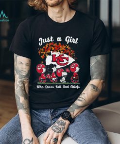 Snoopy Peanuts Just A Girl Who Love Fall And Kansas City Chiefs Shirt