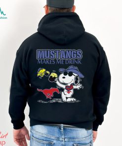 Snoopy Smu Mustangs Make Me Drinks Shirt