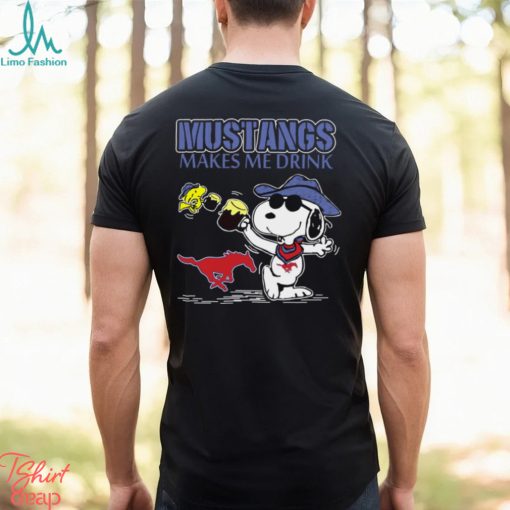 Snoopy Smu Mustangs Make Me Drinks Shirt