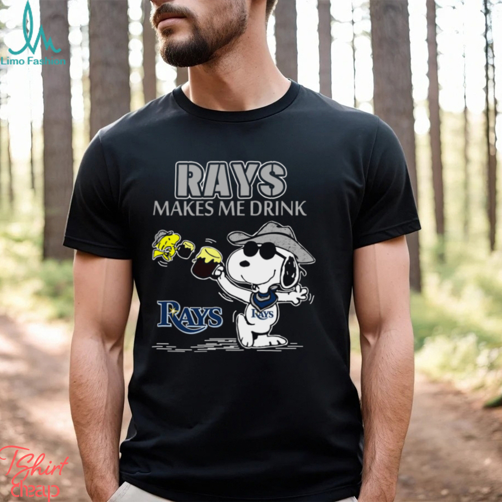 Snoopy Tampa Bay Rays Makes Me Drinks Shirt Snoopy Tampa Bay Rays Makes Me Drinks Shirt