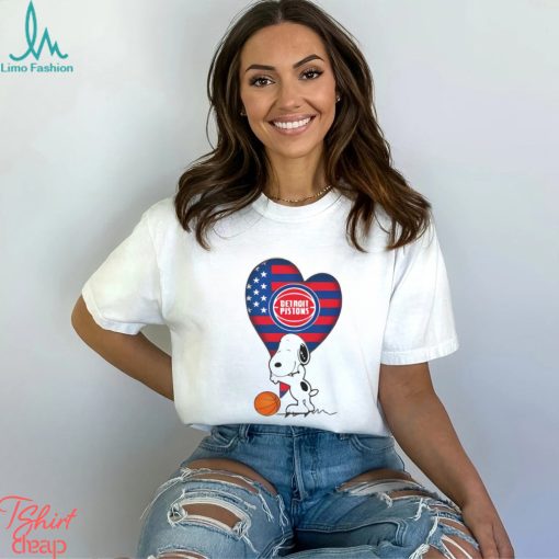 Snoopy love Detroit Pistons Football American flag shirt