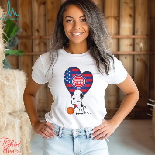 Snoopy love Detroit Pistons Football American flag shirt
