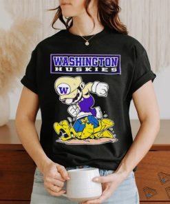 Super Mario Washington Huskies stomp on Michigan Wolverines shirt