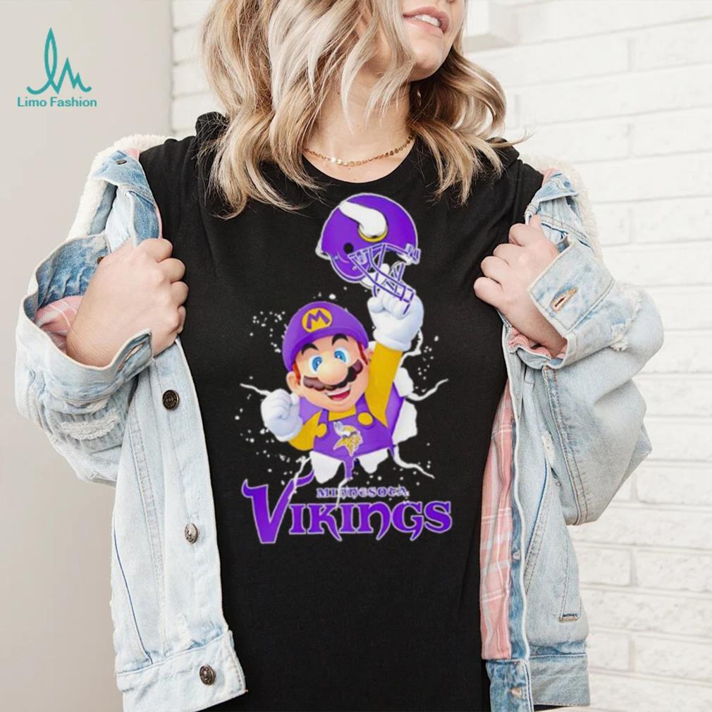 Super Mario x NFL Minnesota Vikings shirt Super Mario x NFL Minnesota Vikings shirt