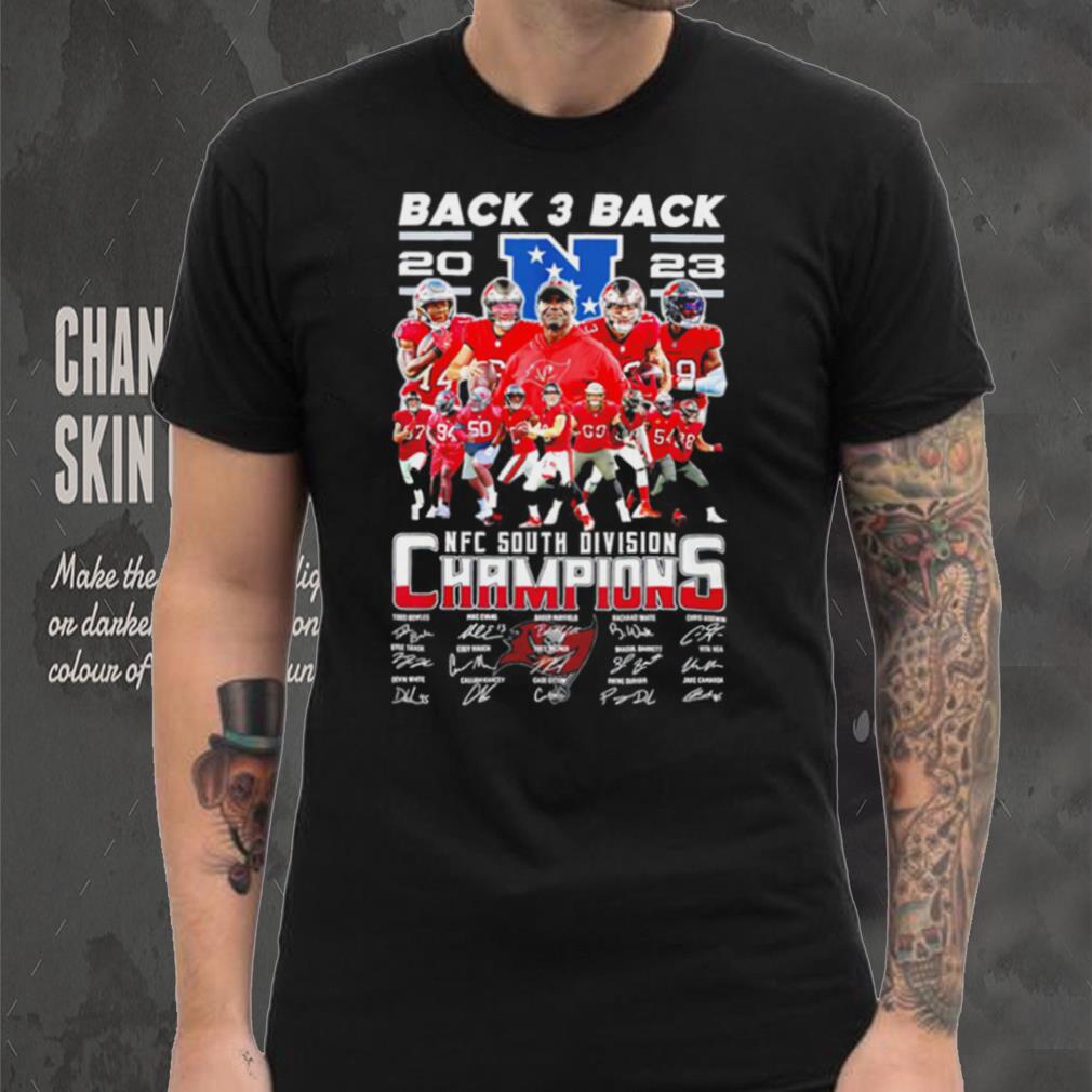 Tampa Bay Buccaneers back 3 back NFC South Division Champions signatures logo shirt Tampa Bay Buccaneers back 3 back NFC South Division Champions signatures logo shirt