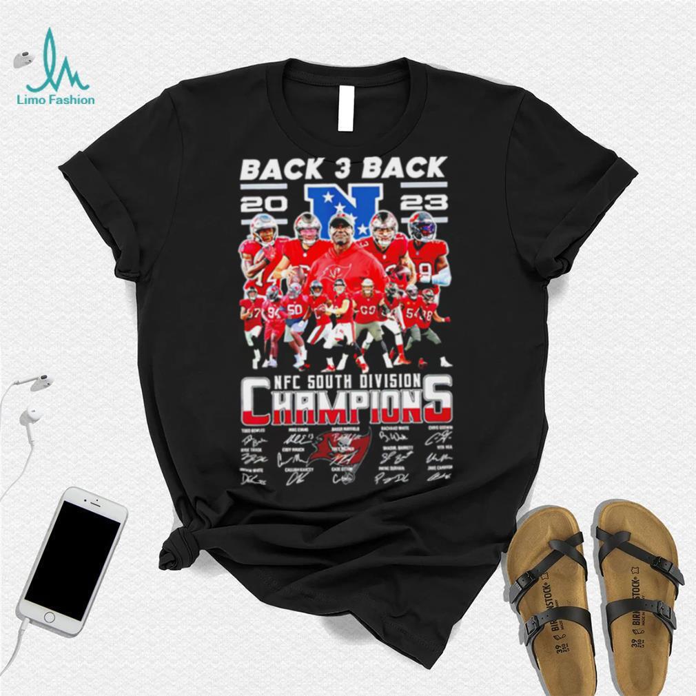 Tampa Bay Buccaneers back 3 back NFC South Division Champions signatures logo shirt Tampa Bay Buccaneers back 3 back NFC South Division Champions signatures logo shirt