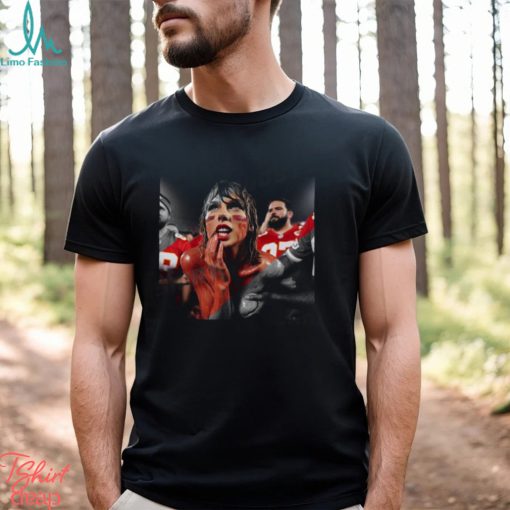 Taylor Swift Ai going crazy T Shirt