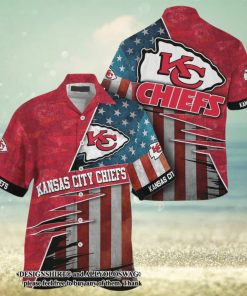 [The best selling] Kansas City Chiefs Customized For Sports Enthusiasts This Season Hot Version Hawaiian Shirt