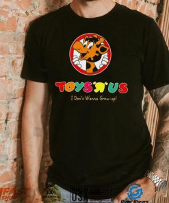Toys R Us I Don’t Wanna Grow up shirt
