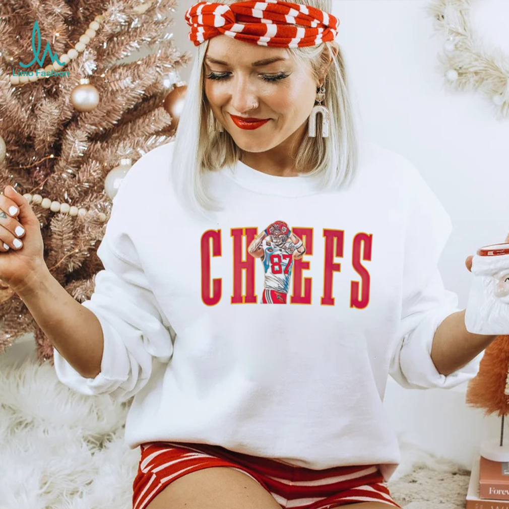 Travis Kelce 87 hand hear Kansas City Chiefs football T shirt Travis Kelce 87 hand hear Kansas City Chiefs football T shirt