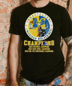 Undefeated Michigan Wolverines Champions 15 0 2023 signatures shirt, hoodie, sweater, long sleeve and tank top Undefeated Michigan Wolverines Champions 15 0 2023 signatures shirt