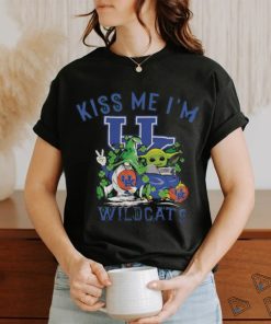 Baby Yoda Kentucky Wildcats Kiss Me I’m Wildcats Patrick’s Day shirt