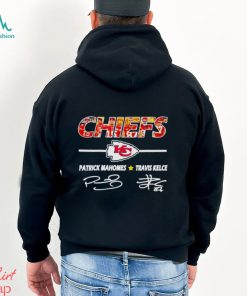 Chiefs Patrick Mahomes and Travis Kelce signatures shirt