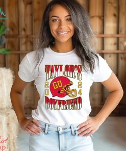 Go Taylor’s boyfriend 2024 helmet shirt