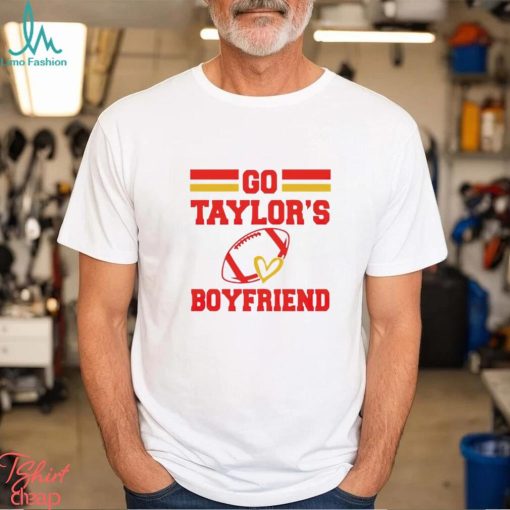 Go Taylor’s boyfriend shirt