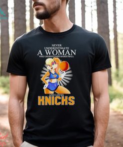 Lola never underestimate a woman who understands basketball and loves Knicks shirt
