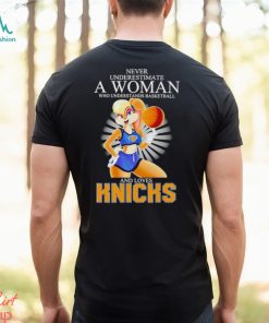 Lola never underestimate a woman who understands basketball and loves Knicks shirt
