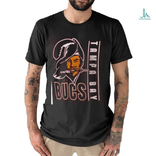 Nike Men's Tampa Bay Buccaneers Rewind Essential T Shirt