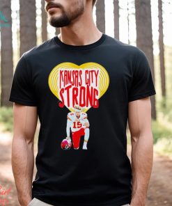 Patrick Mahomes kneel Kansas City Strong shirt