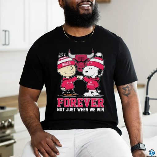 Peanuts Snoopy And Charlie Brown Friends Chicago Bulls Forever Not Just When We win Shirt