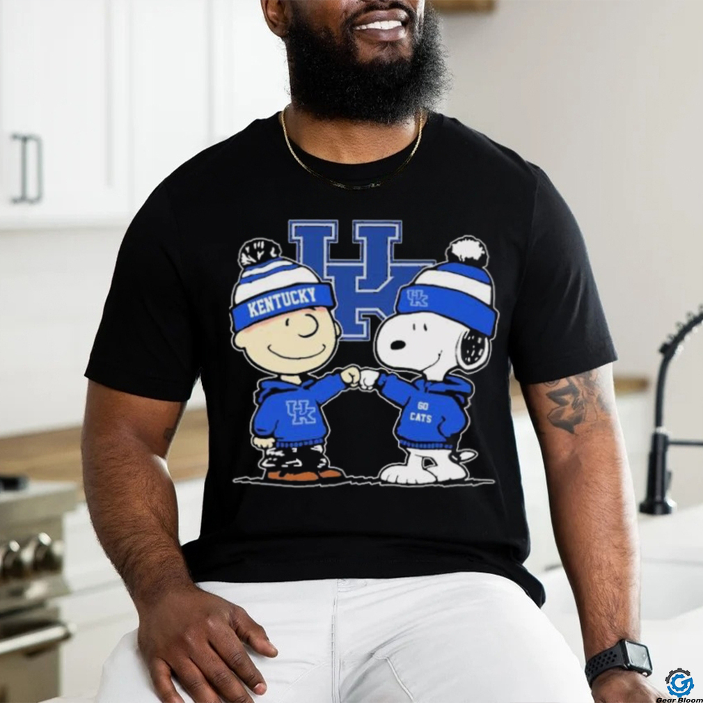 Peanuts Snoopy And Charlie Brown Friends Kentucky Wildcats Shirt Peanuts Snoopy And Charlie Brown Friends Kentucky Wildcats Shirt