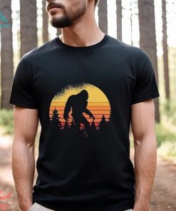 Retro Bigfoot Believer Silhouette Sasquatch Hide And Seek Vintage Shirt