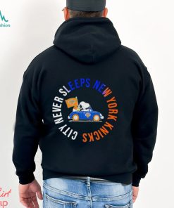 Snoopy and Woodstock driving car city never sleeps New York Knicks shirt