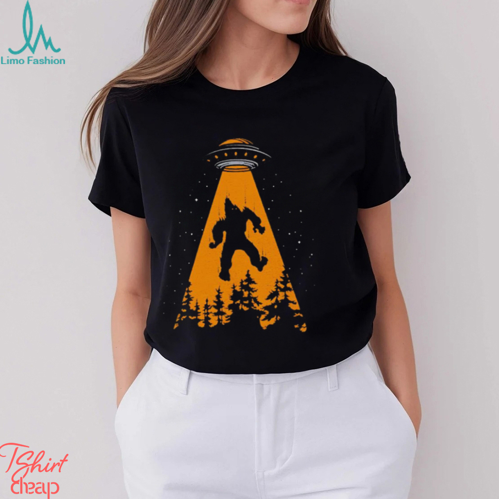 Alien Squatch UFO shirt Alien Squatch UFO shirt
