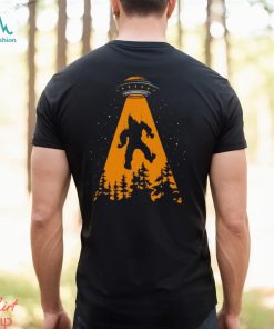 Alien Squatch UFO shirt
