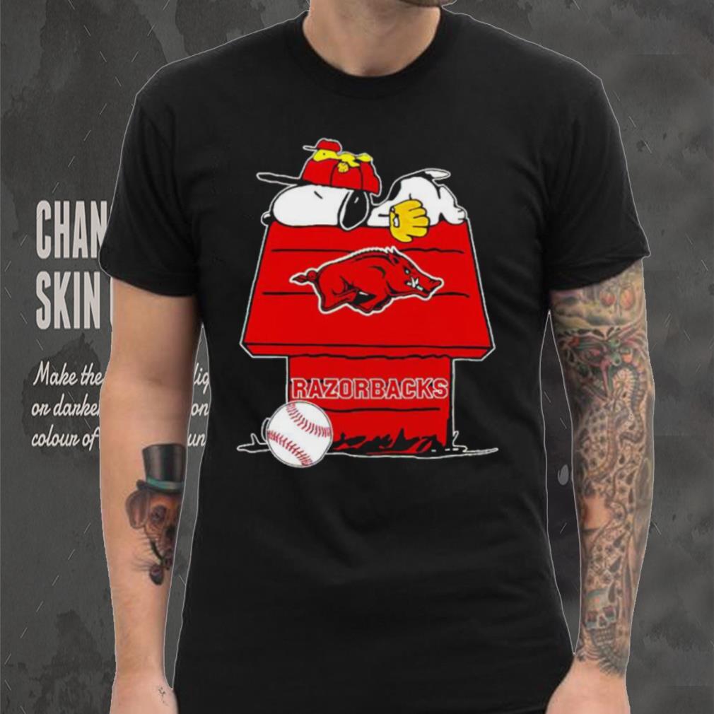 Arkansas Razorbacks Snoopy And Woodstock The Peanuts Baseball shirt Arkansas Razorbacks Snoopy And Woodstock The Peanuts Baseball shirt