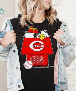 Cincinnati Reds Snoopy And Woodstock The Peanuts Baseball shirt