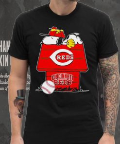 Cincinnati Reds Snoopy And Woodstock The Peanuts Baseball shirt